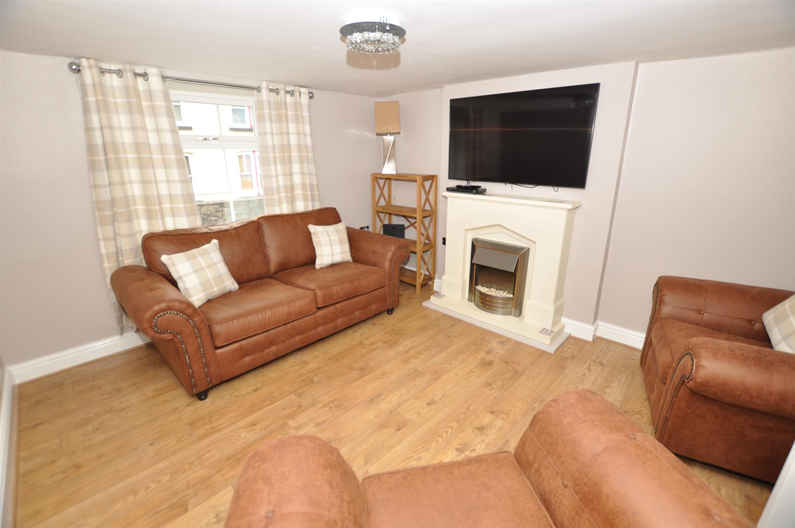 Moir Cottage, Laugharne, Carmarthen Terry Thomas & Co Estate Agents